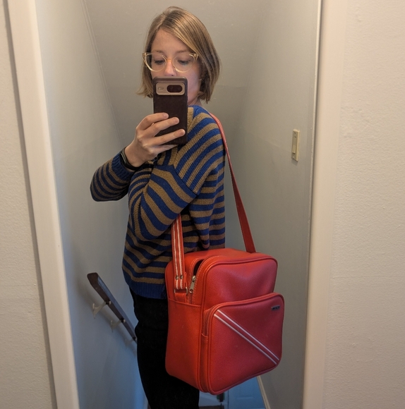 Samsonite 70's Vintage Red Structured Carry On Travel Bag 🍒 - Picture 12 of 12